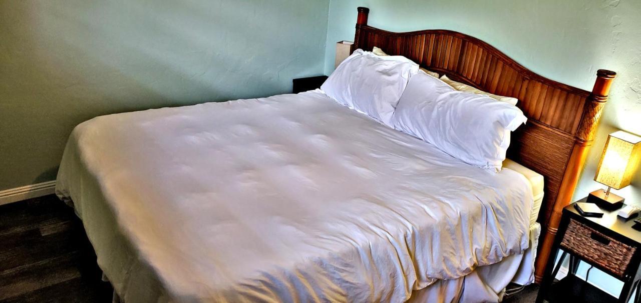 Ali'I Banyan Breeze Appartement Kailua-Kona Buitenkant foto